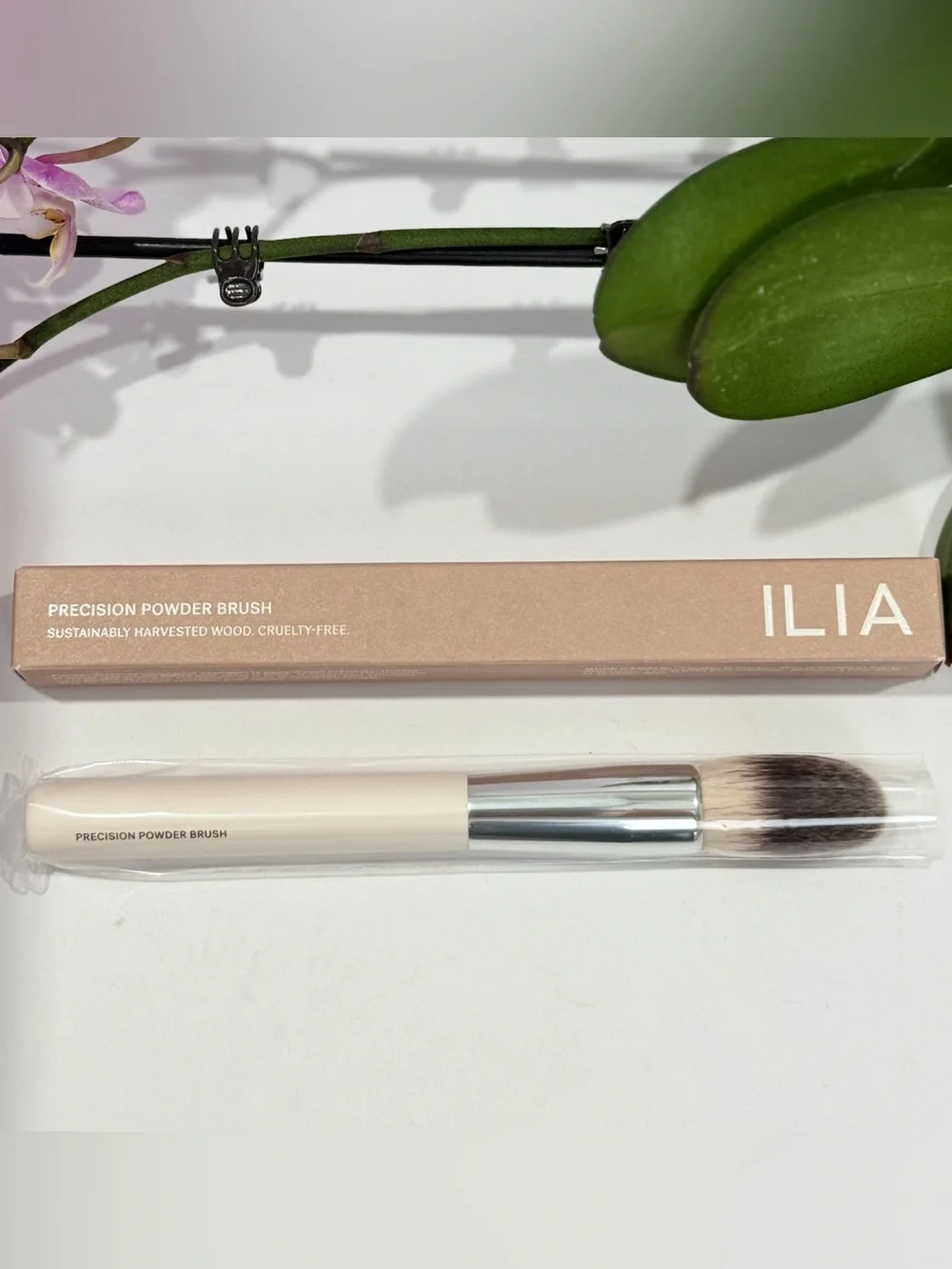 ILIA Precision Powder Brush Brand New in Box – $37 Retail